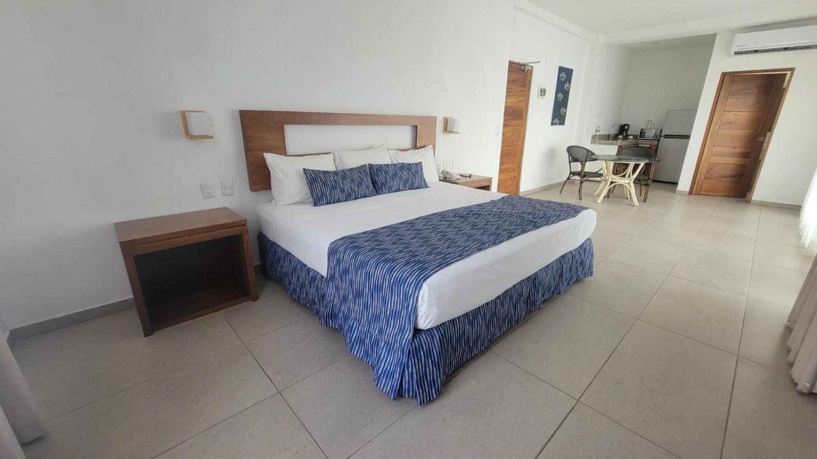 Casablanca Resort Ринкон-де-Гуайябитос Экстерьер фото